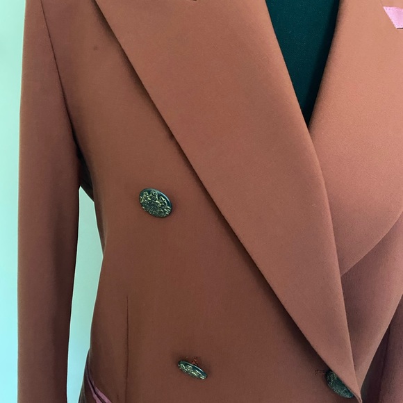 Blazer - Picture 2 of 13